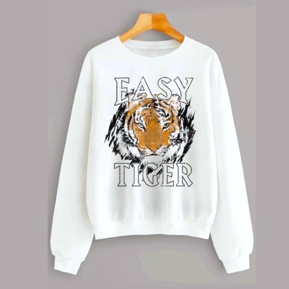 Soft White Oversized Graphic Sweatshirt~ EASY TIGER ⭐️BRAND NEW - Picture 5 of 10